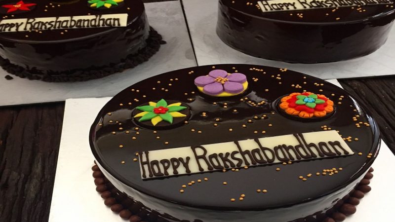 Delicious Rakhi Special Cakes to Surprise your Siblings
