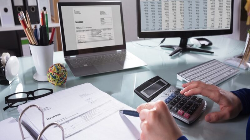 Top 5 Factors to Consider When Picking Invoicing Software