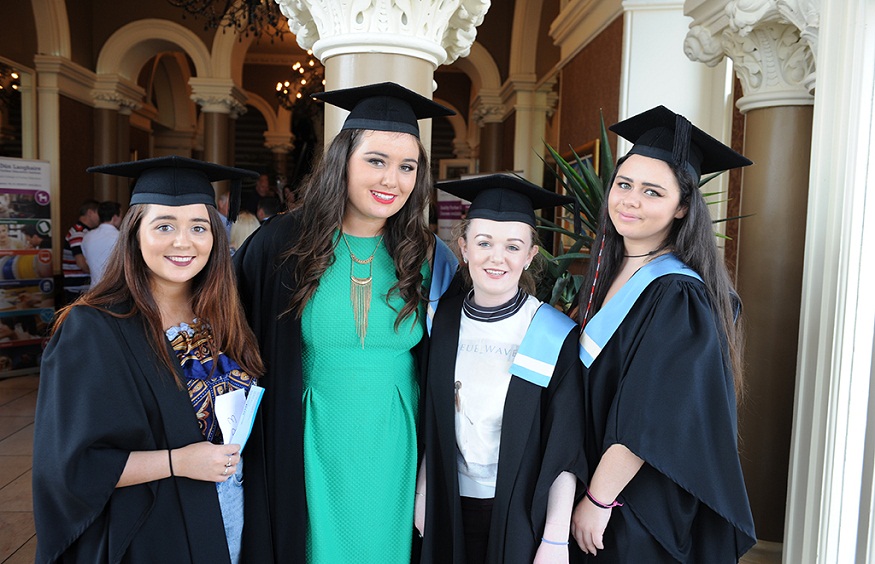 What are the best courses for international students in Ireland?